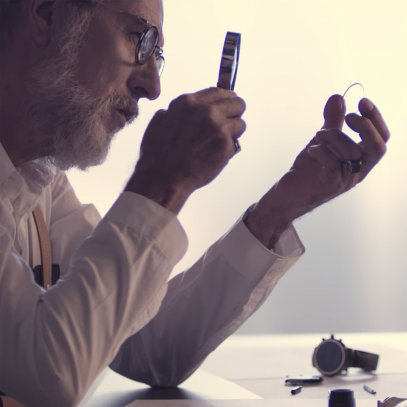 Time-Honored Craftsmanship, Smart Customization – ZenWatch3