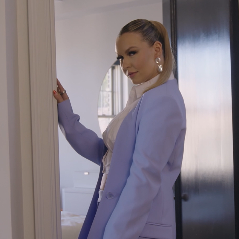 Serena Kerrigan Wakes Up With Pleasure, Self Love, and A Dialogue